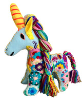 Embroidered felt unicorns - FolkProject