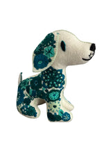 Embroidered felt dog - FolkProject