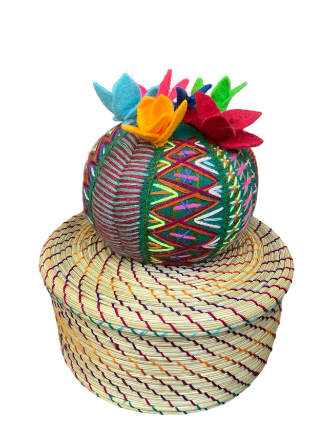 Tortillero Pin cushion cactus basket - FolkProject
