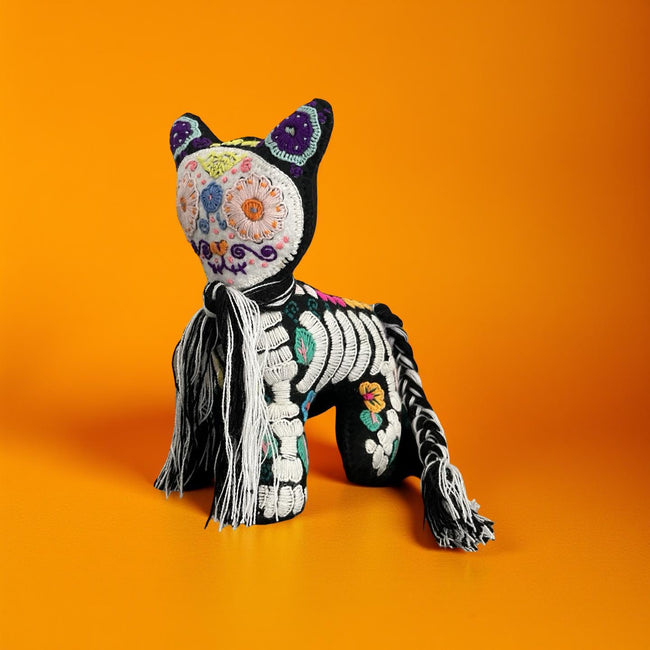Embroidered gatito calaca - FolkProject