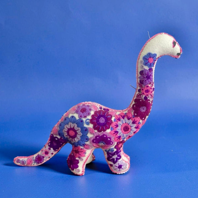 Embroidered felt brachiosaurus - FolkProject