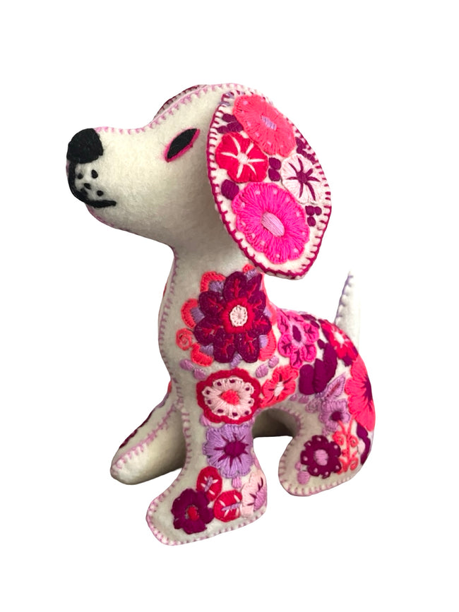 Embroidered felt dog - FolkProject