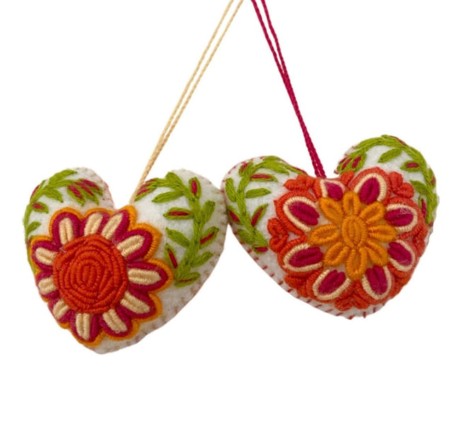 Hearts tassels - FolkProject